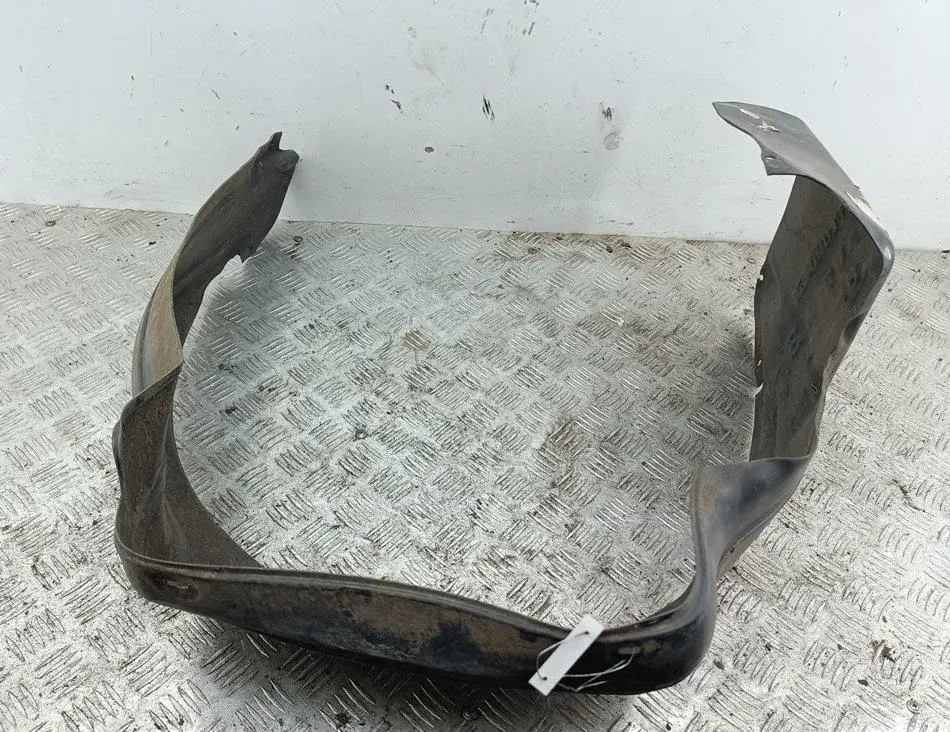 Подкрылок 8L0821172B