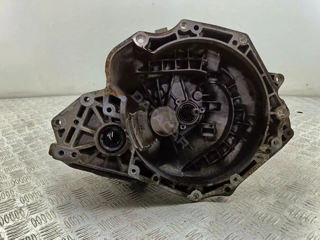 Механическая коробка передач (МКПП) F13