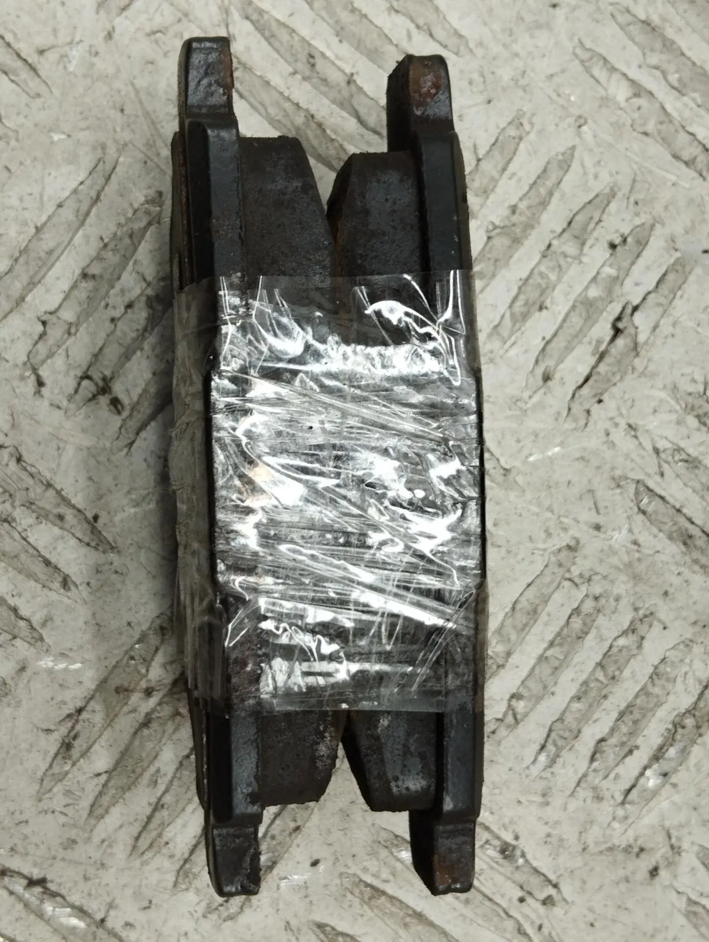 Тормозные колодки 55037861