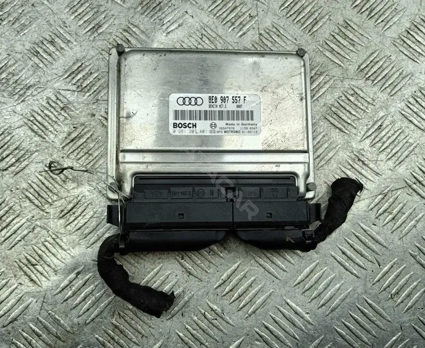 Блок управления двигателем 0261207401, 8E0907557F