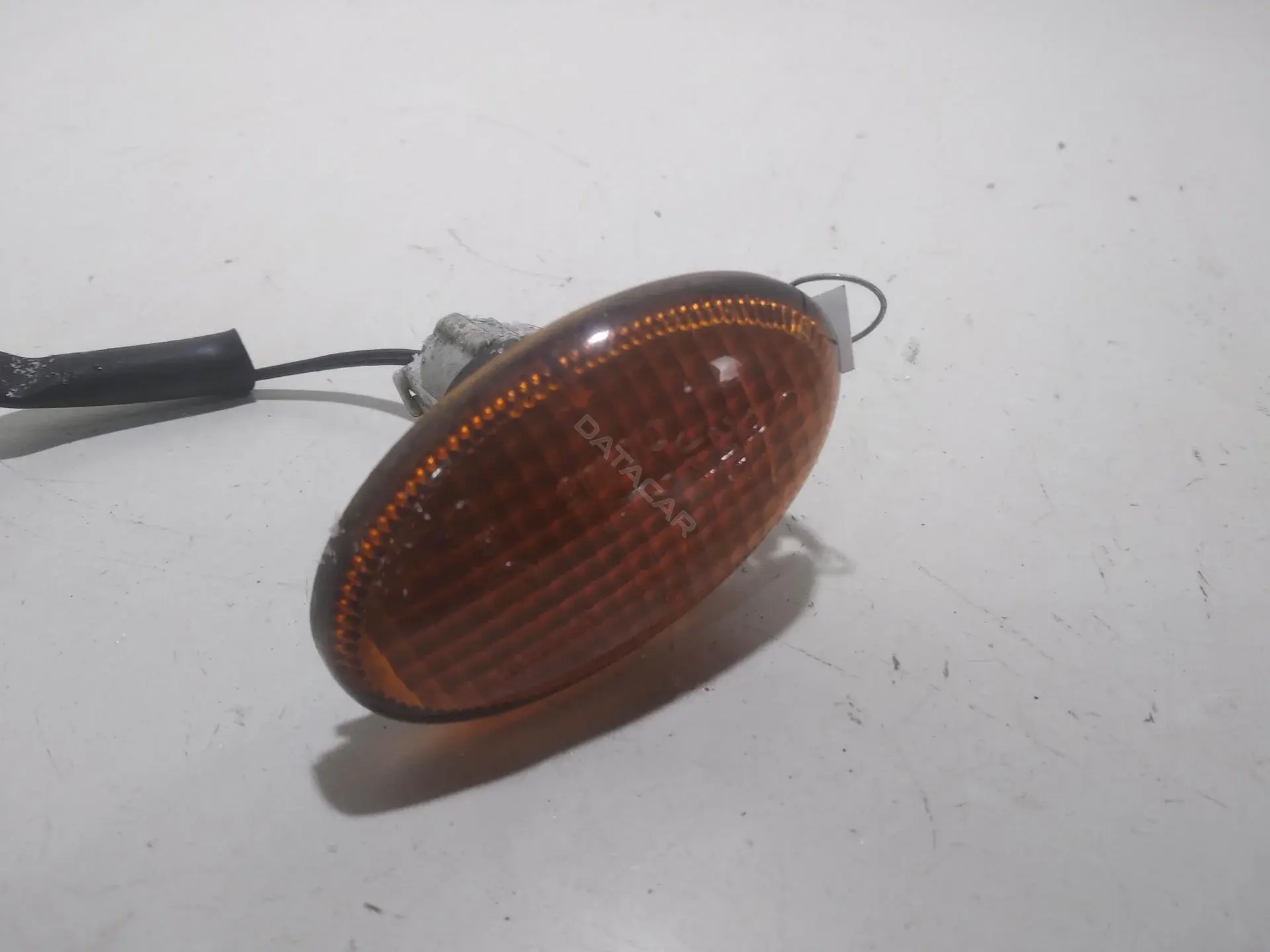 Повторитель передний OEW2155