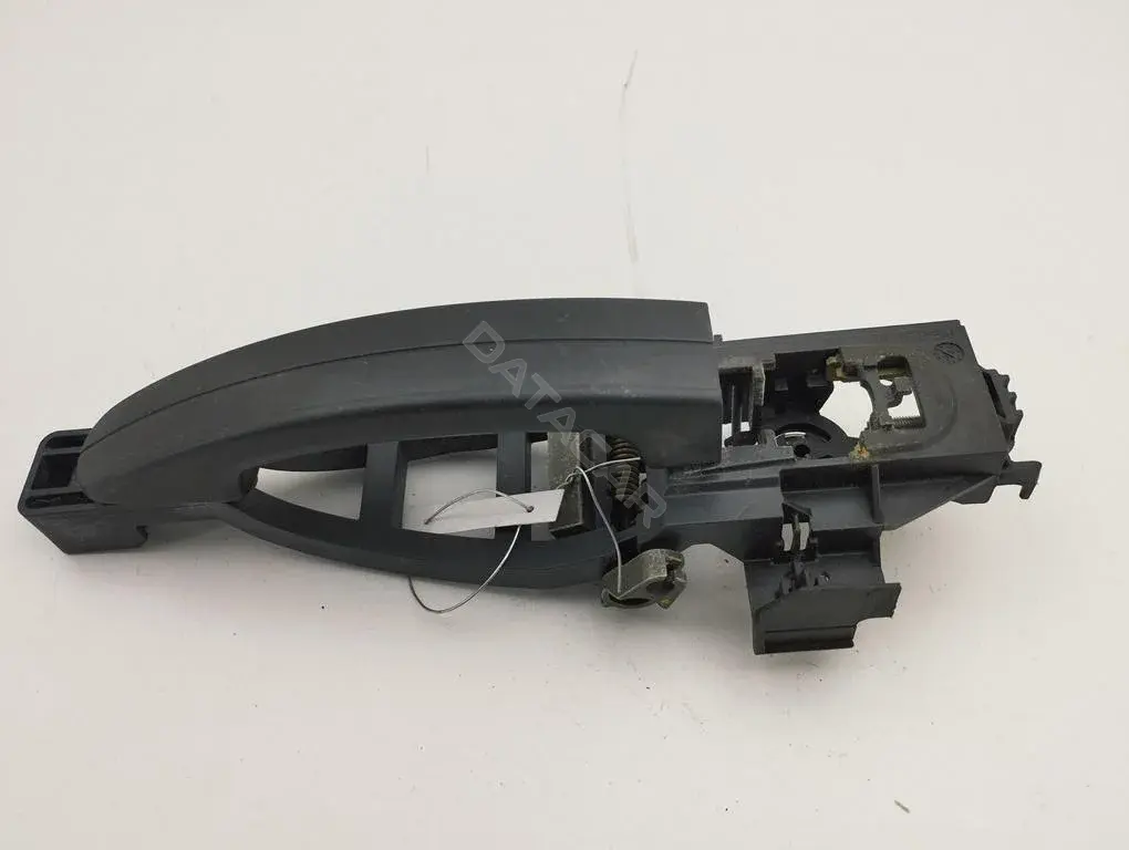 Ручка двери 3M51R224A36AD