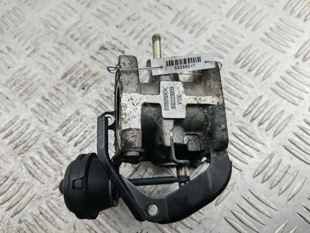 Радиатор ЕГР 038131063C