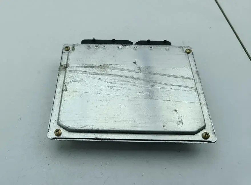 Блок управления двигателем 3B0907551CH
