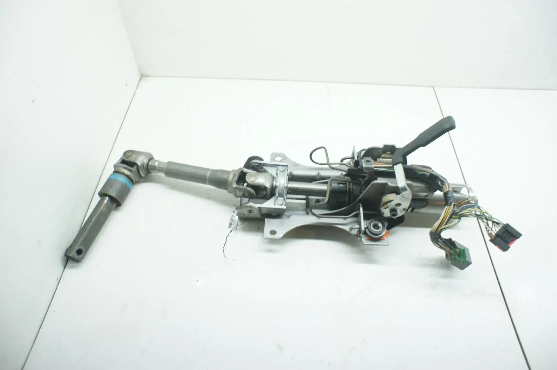 Рулевой карданчик 98AG3C529CB