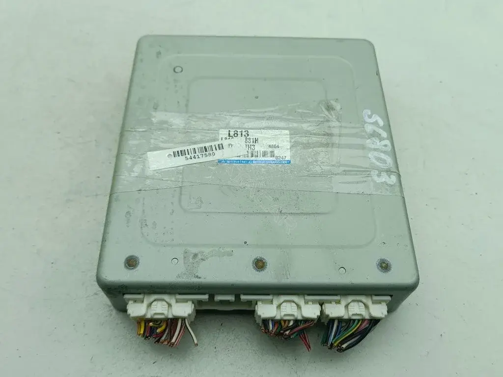 Блок управления двигателем E6T52477H3