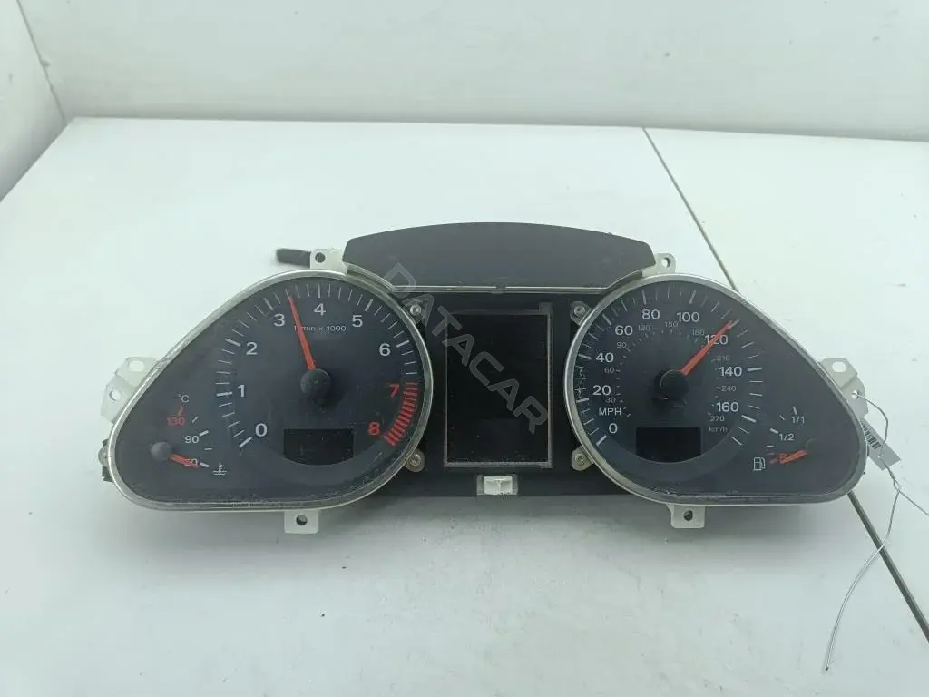Панель приборов 4F0920981
