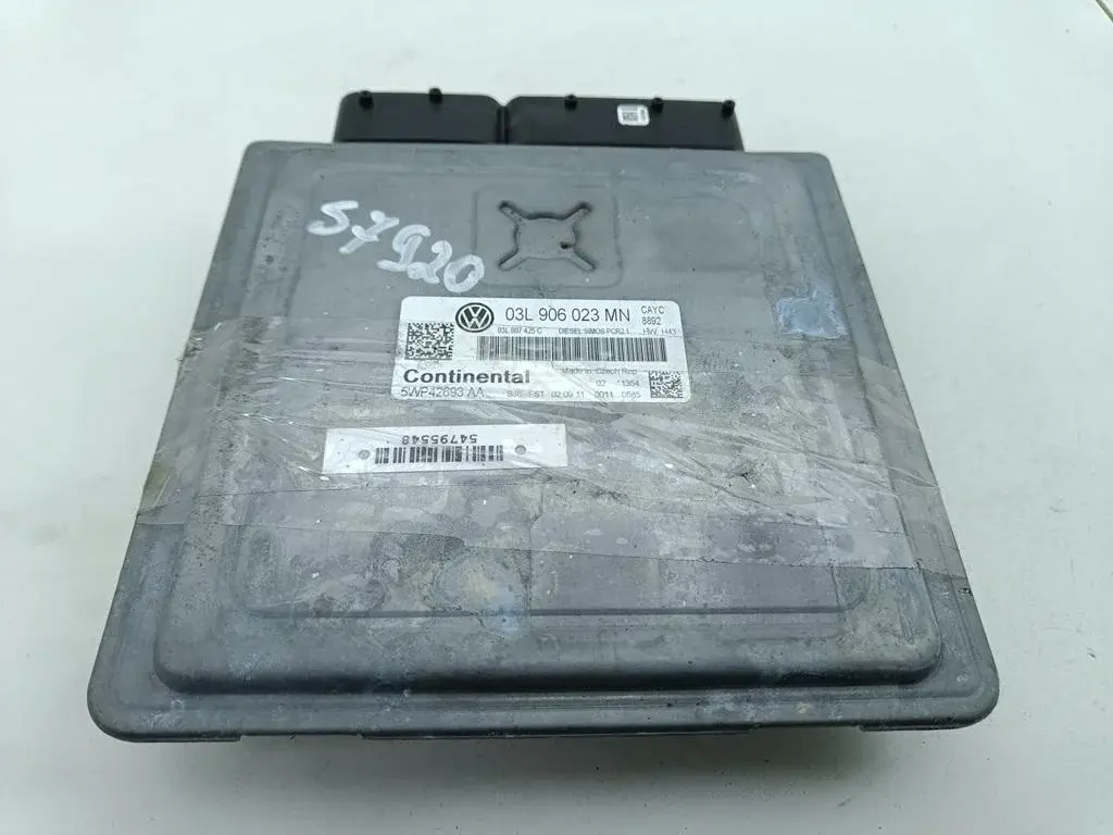 Блок управления двигателем 03L906023MN