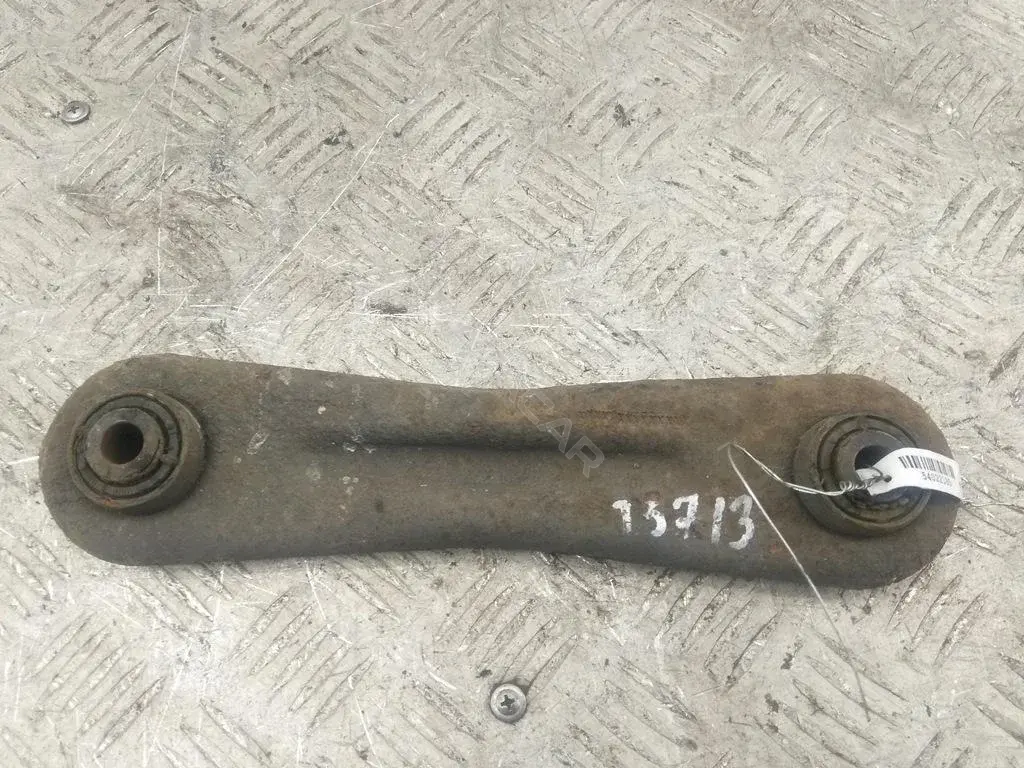 Рычаги 1S715K746CA