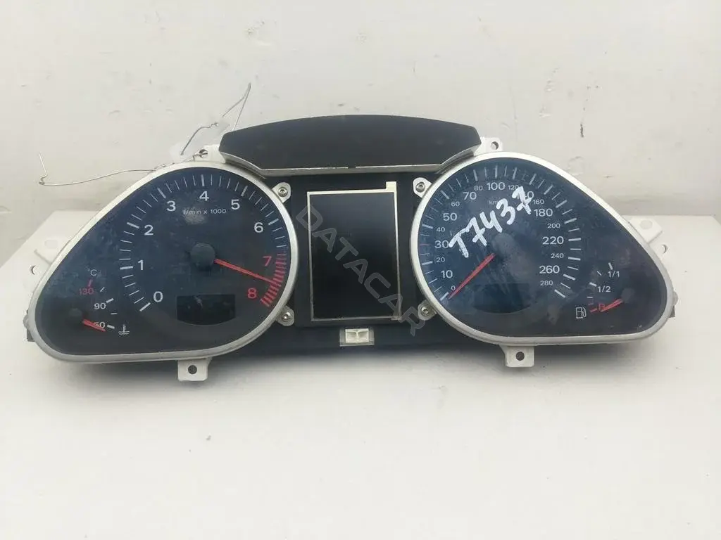Панель приборов 4F0920931E