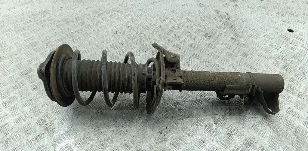 Стойка передняя 54550762