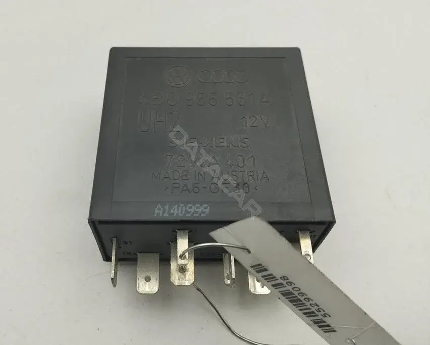 Реле стеклоочистителя 4B0955531A