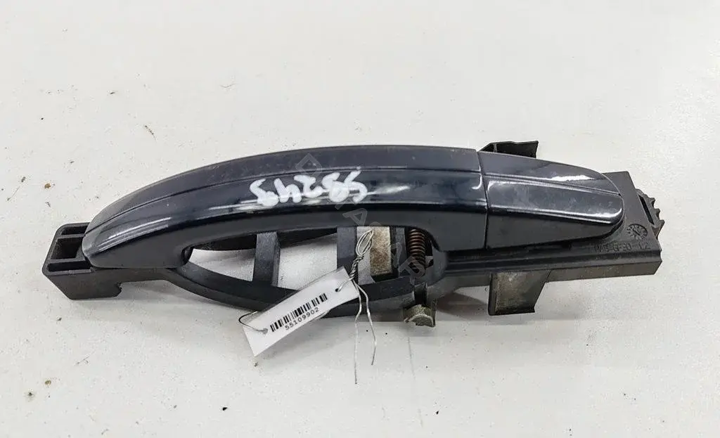 Ручка двери 3M51R224A37AD