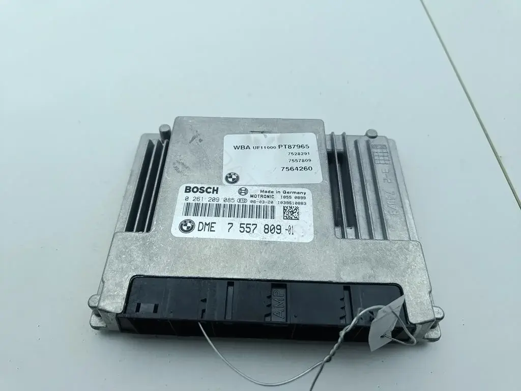 Блок управления двигателем 7557809
