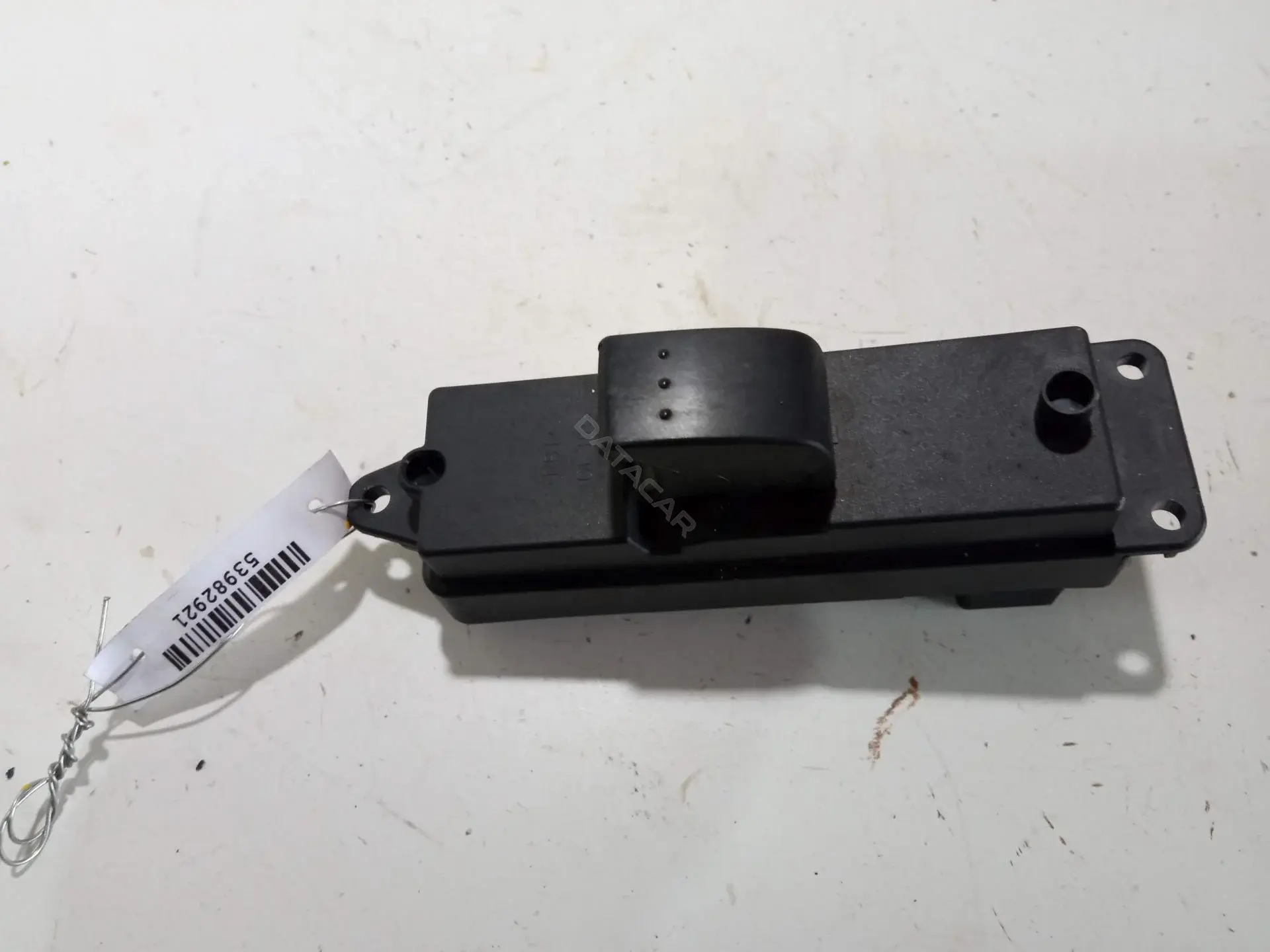Кнопка стеклоподъемника BP4L-66-380