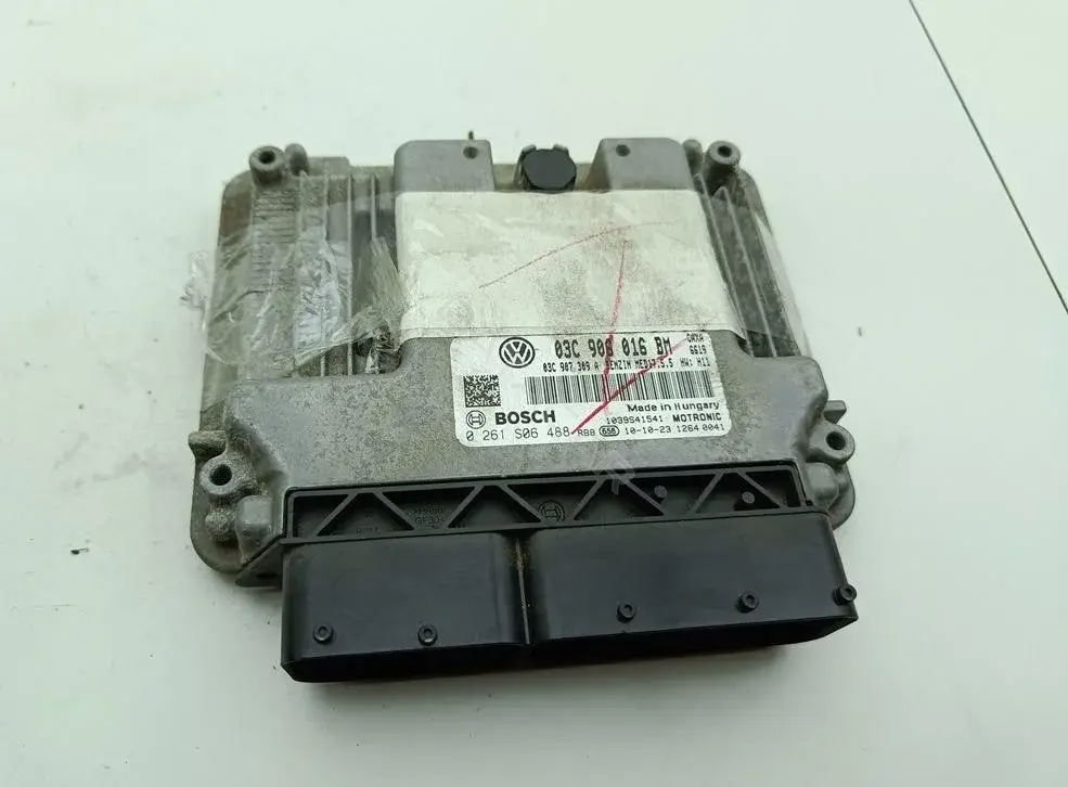 Блок управления двигателем 03C906016N