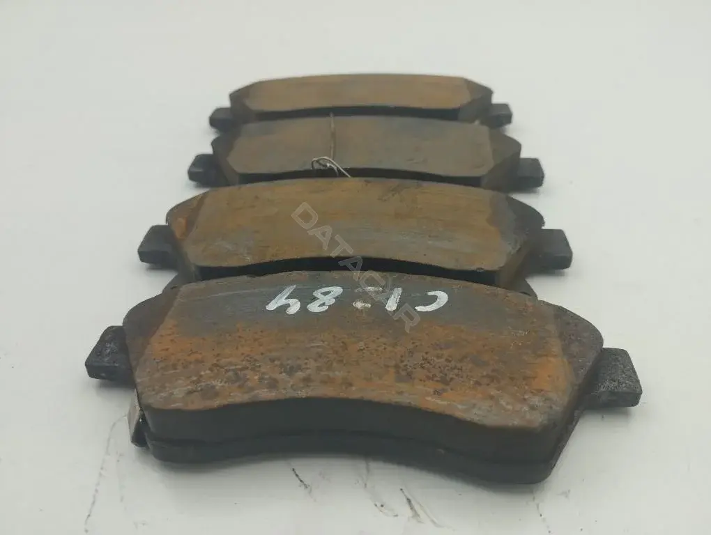 Тормозные колодки 90R01183