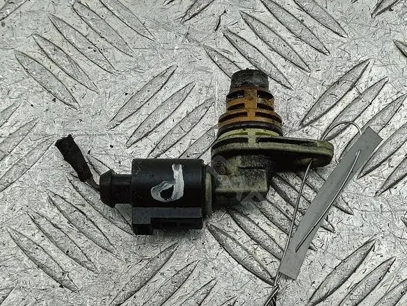 Датчик распредвала 030907601E