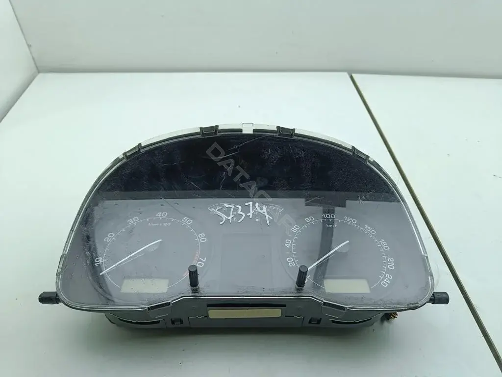 Панель приборов 1u0920811b