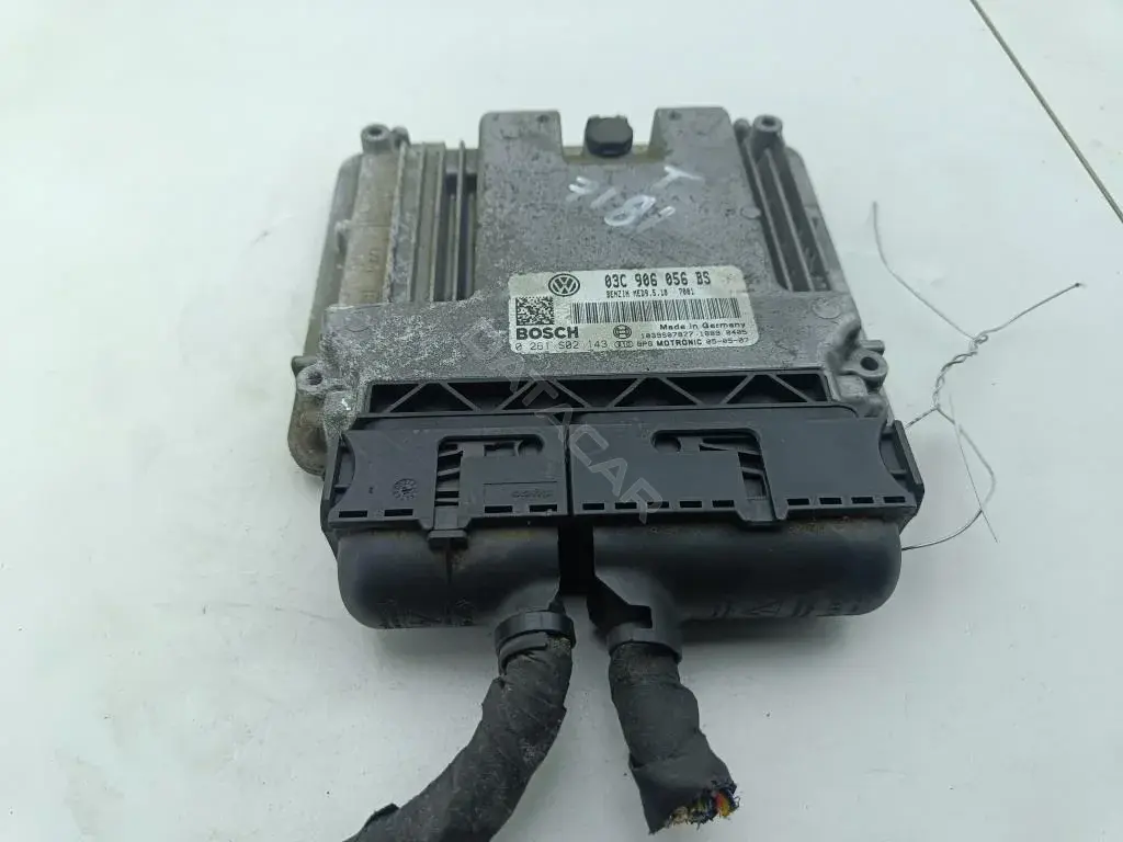 Блок управления двигателем 03C906056BS