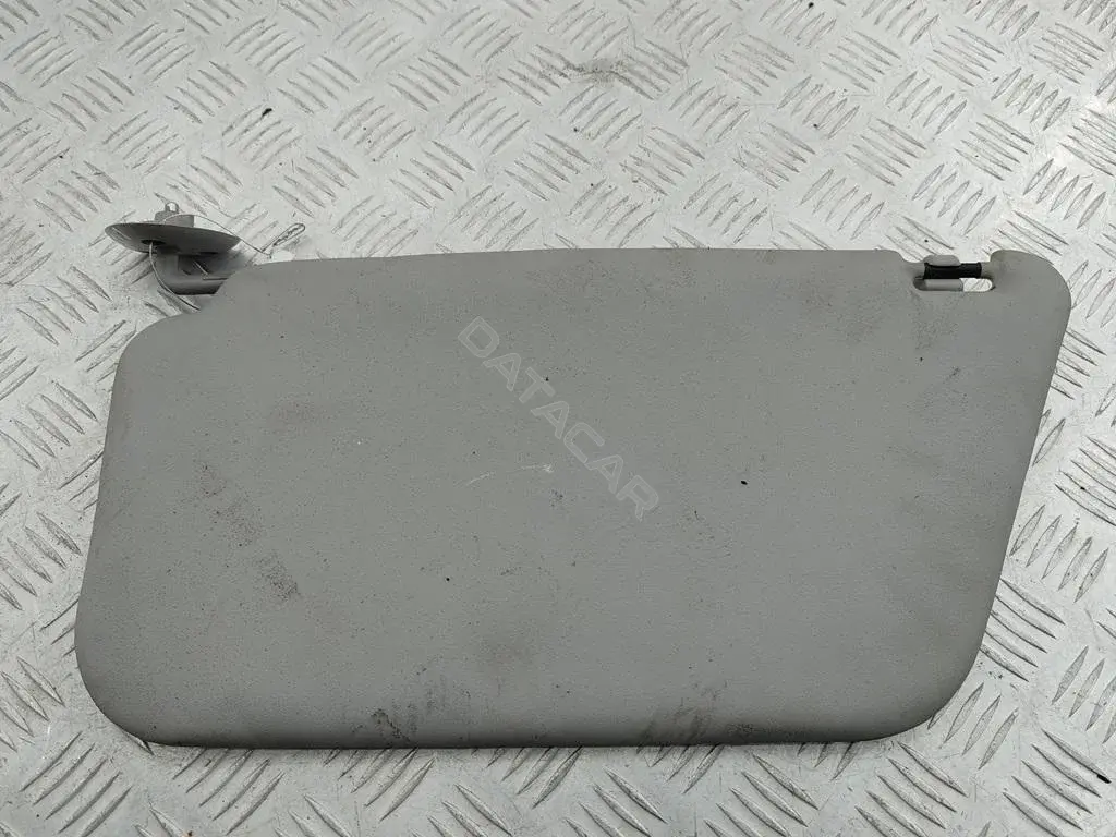 Козырек солнцезащитный 3T16V04100