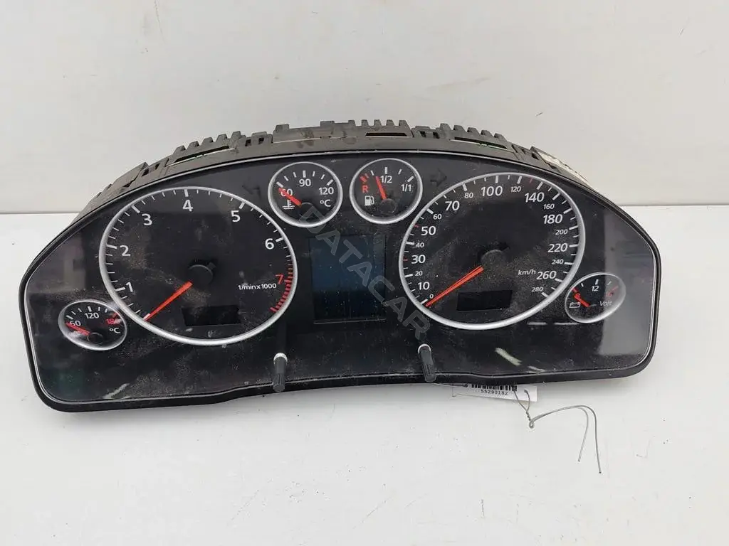 Панель приборов 4B0920933KX