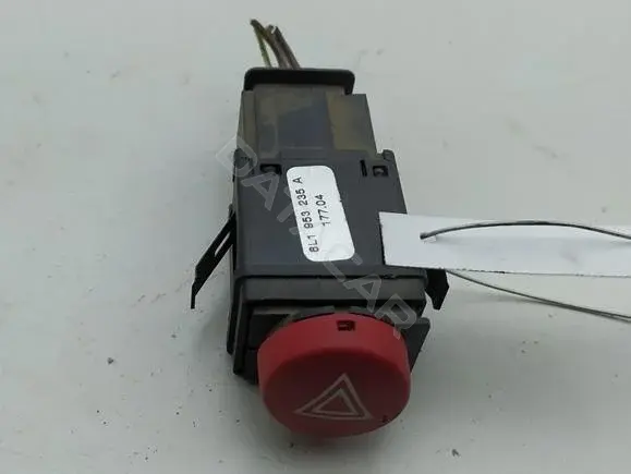 Кнопка аварийки 6L1953235A