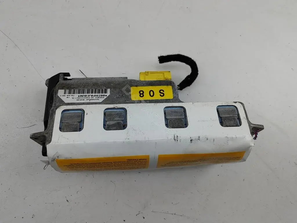 Подушка безопасности 1T08802041D