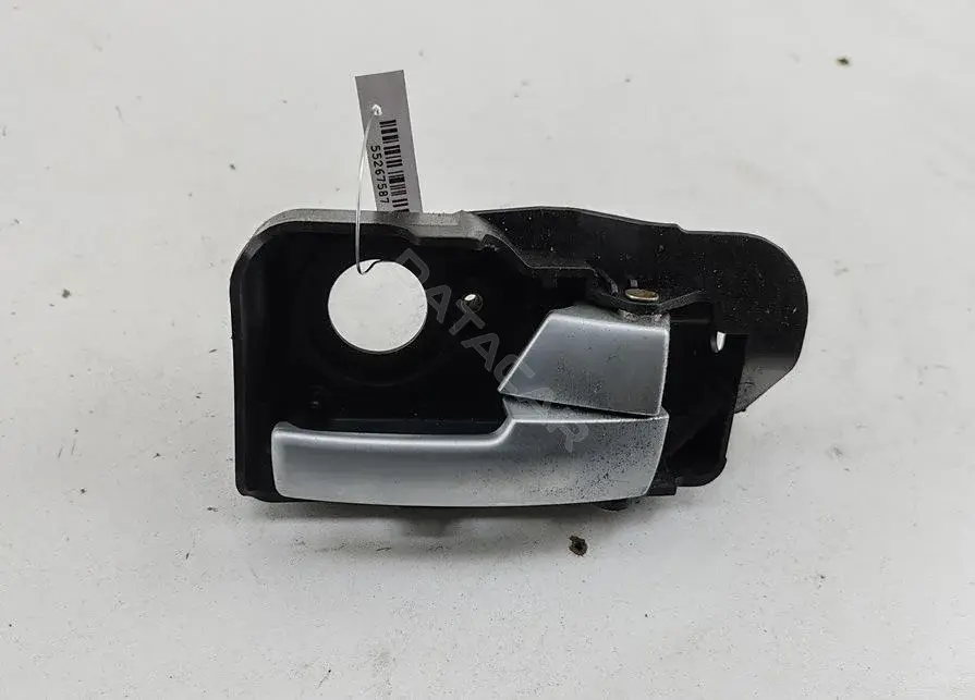 Ручка двери 1S71F22600