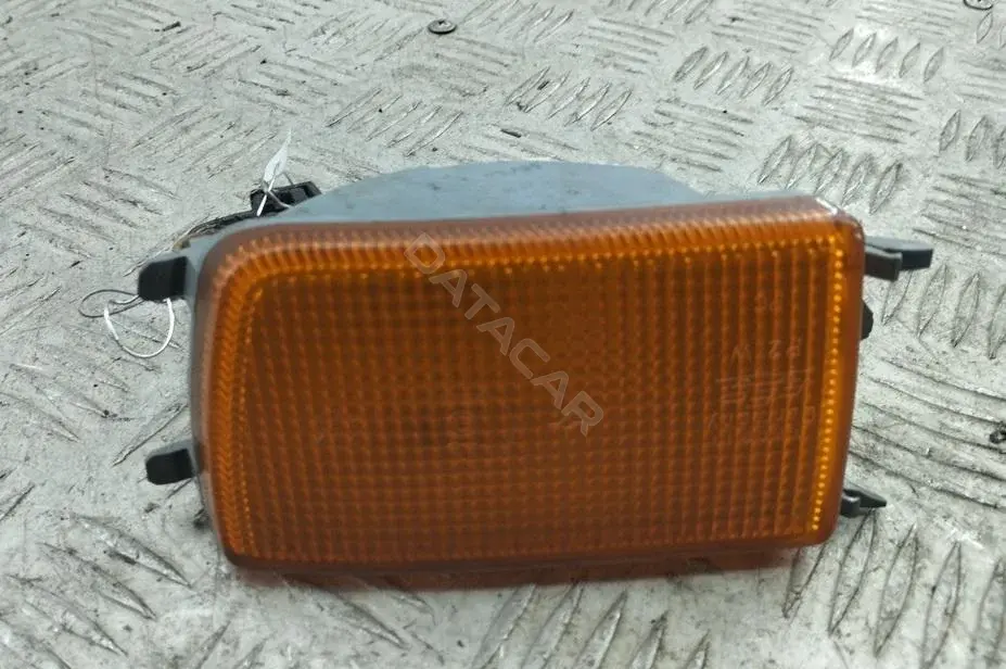 Поворотник 1H0953155C