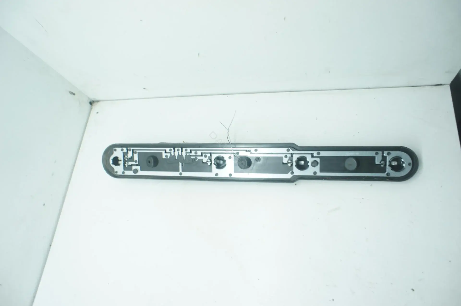 Панель (плата) фонаря заднего 3M5113N411A
