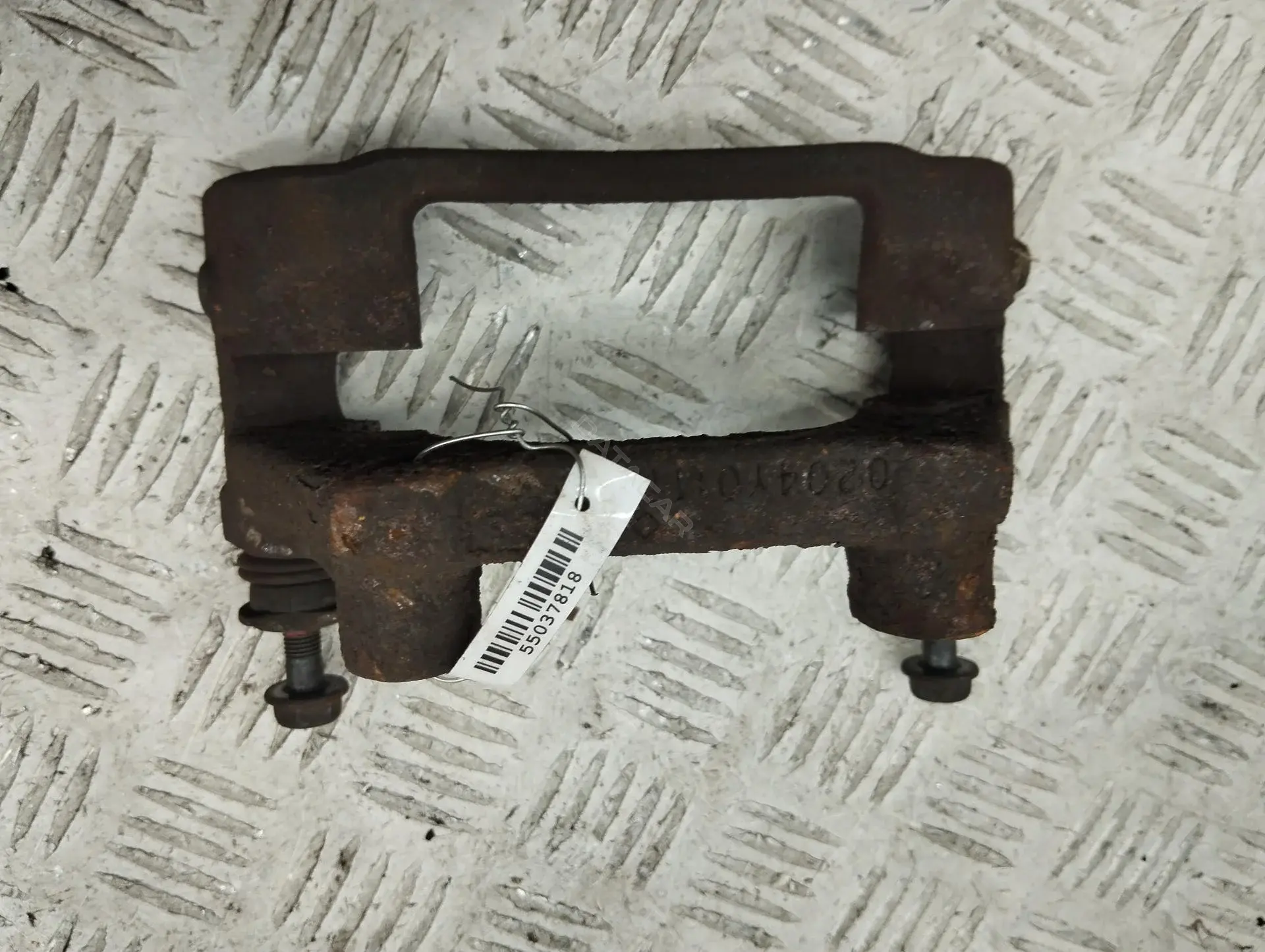 Скоба суппорта 0204Y01172
