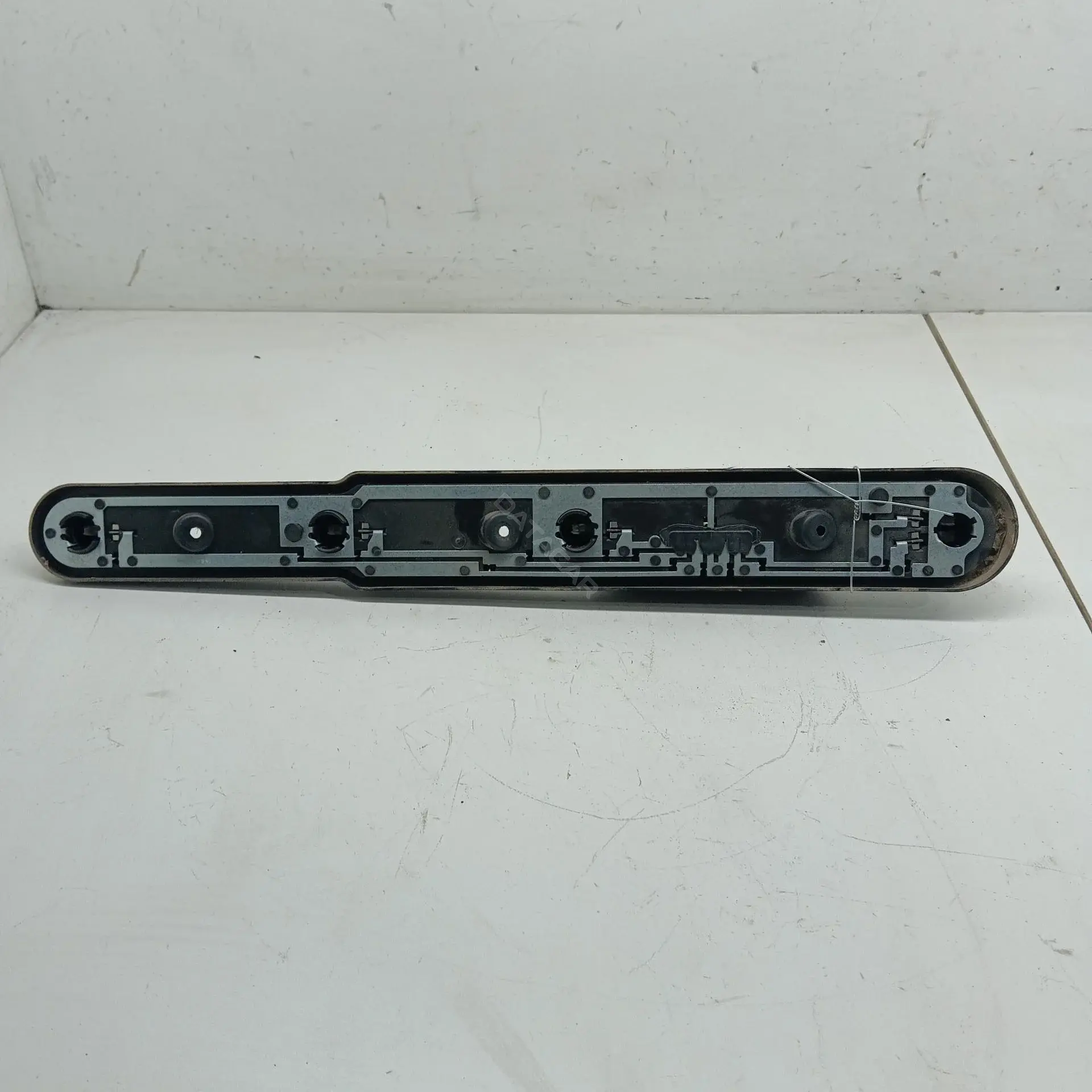 Панель (плата) фонаря заднего 3M5113N411AA