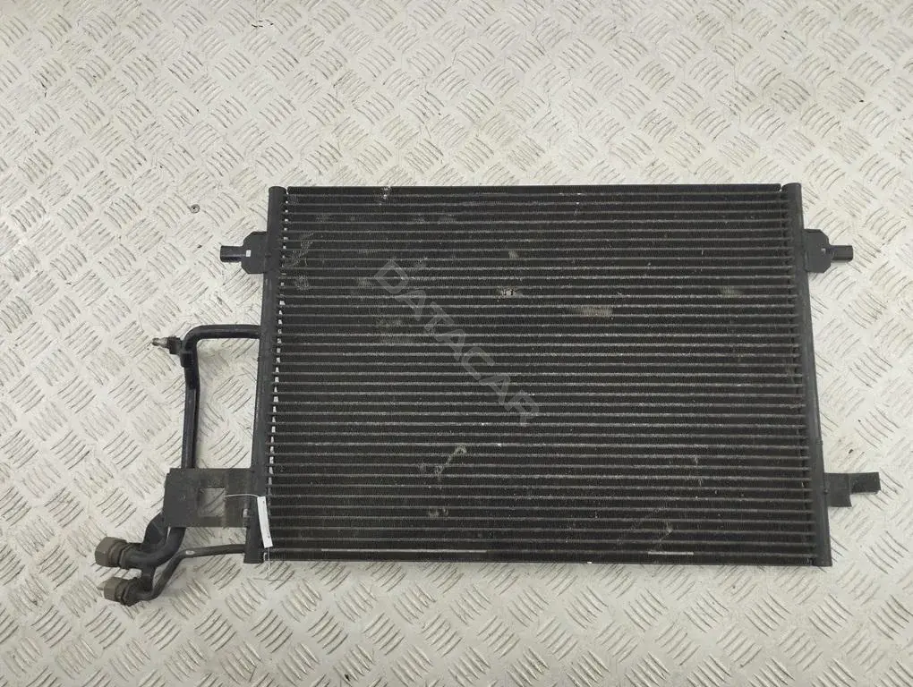 Подушка безопасности 8D0260401E