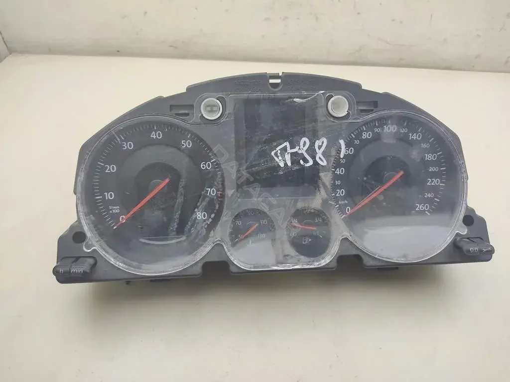 Панель приборов 3C0920871D