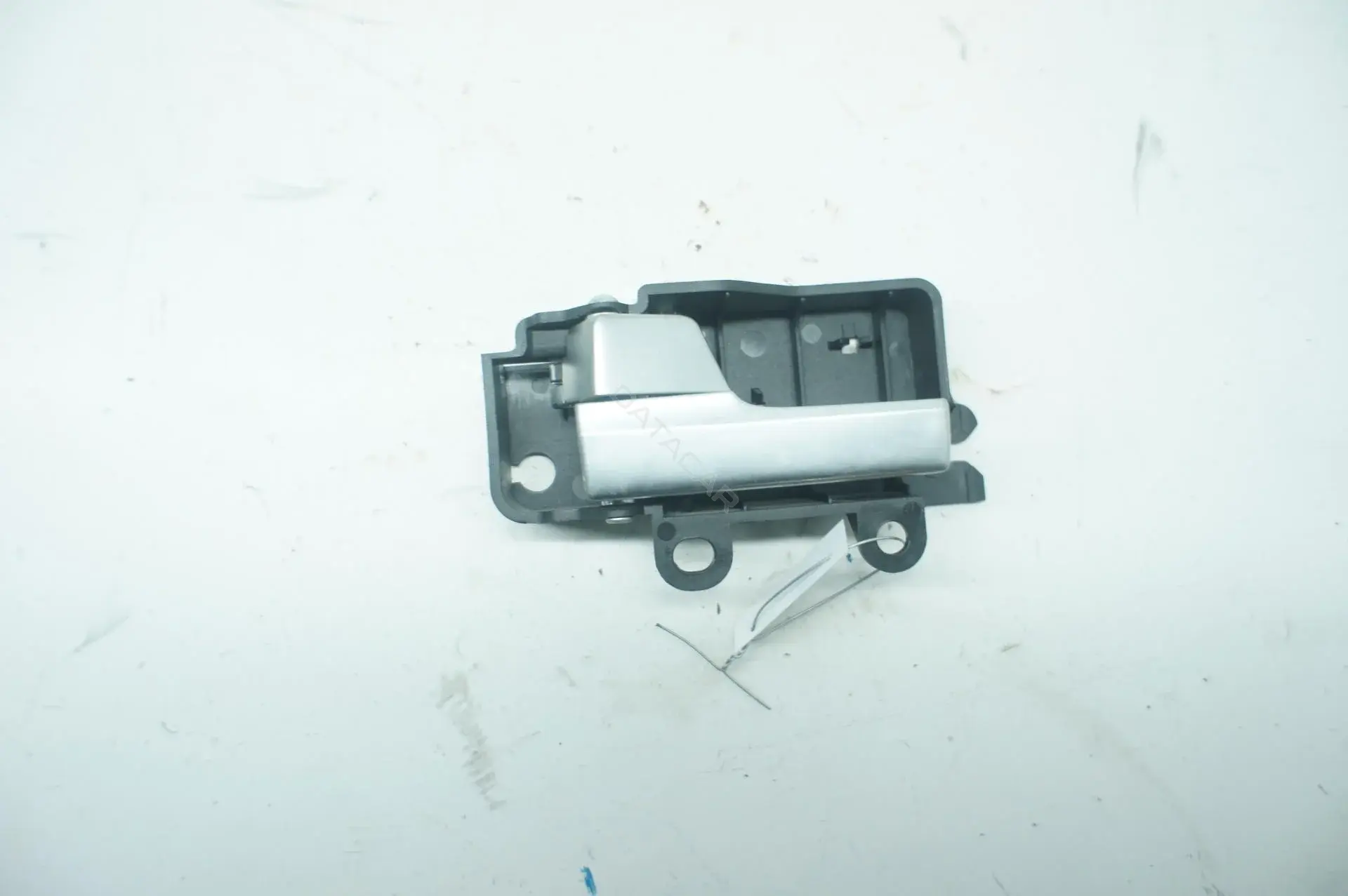 Ручка двери 3M51R22601BB