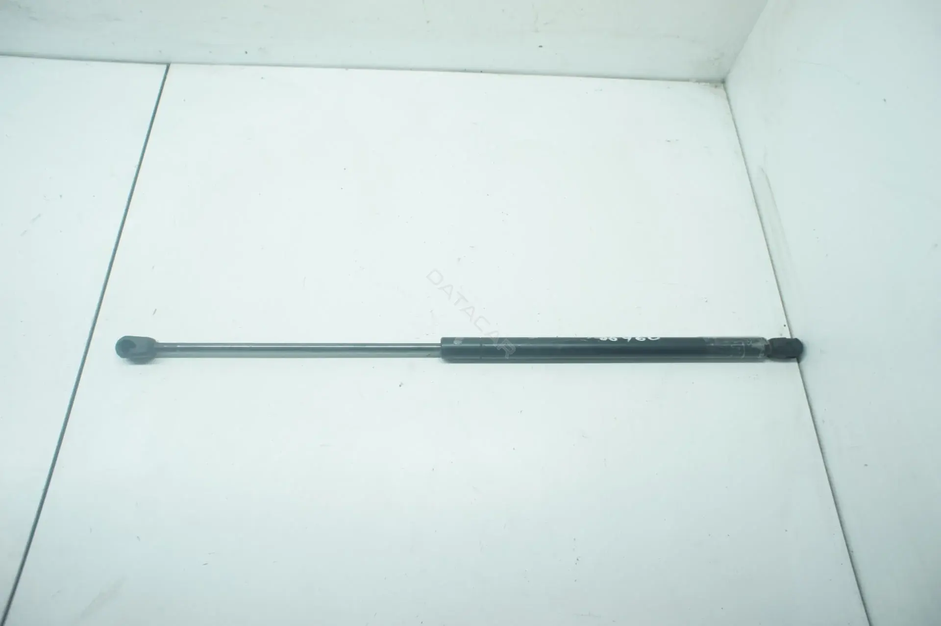 Амортизатор крышки багажника, капота, заднего стекла 95GB16C826AB