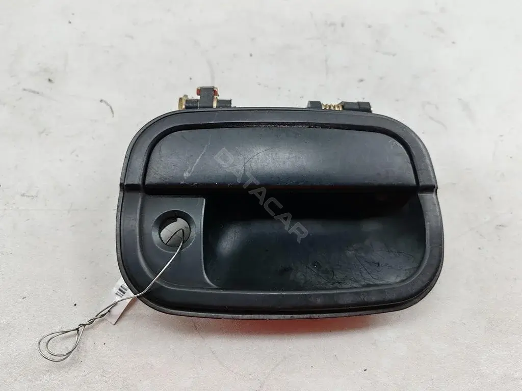 Ручка двери MB843888