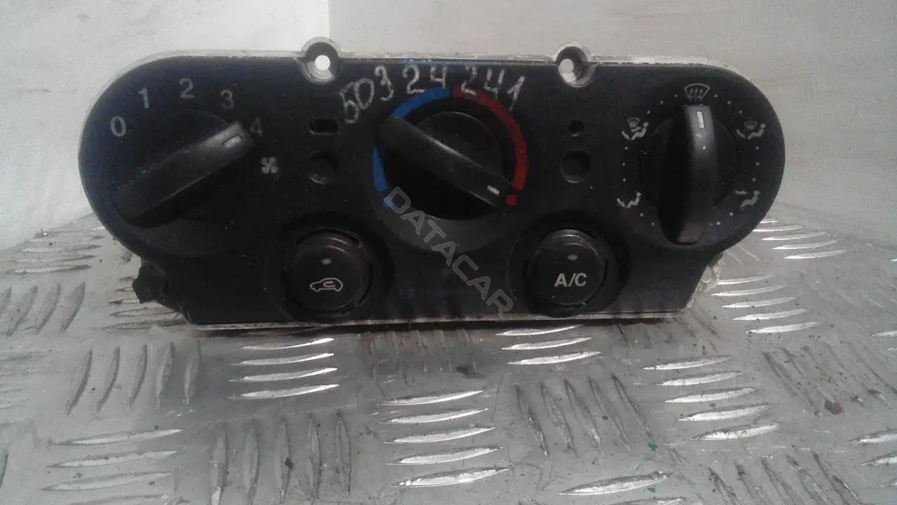Переключатель отопителя 96FP19A522FB