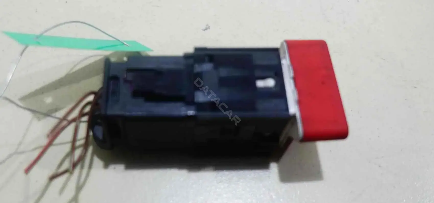 Кнопка аварийки 5M0953509A