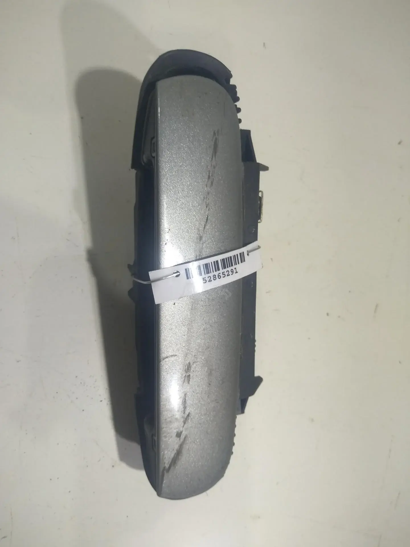 Ручка двери 4B0839208 кронштейн - 4B0839885