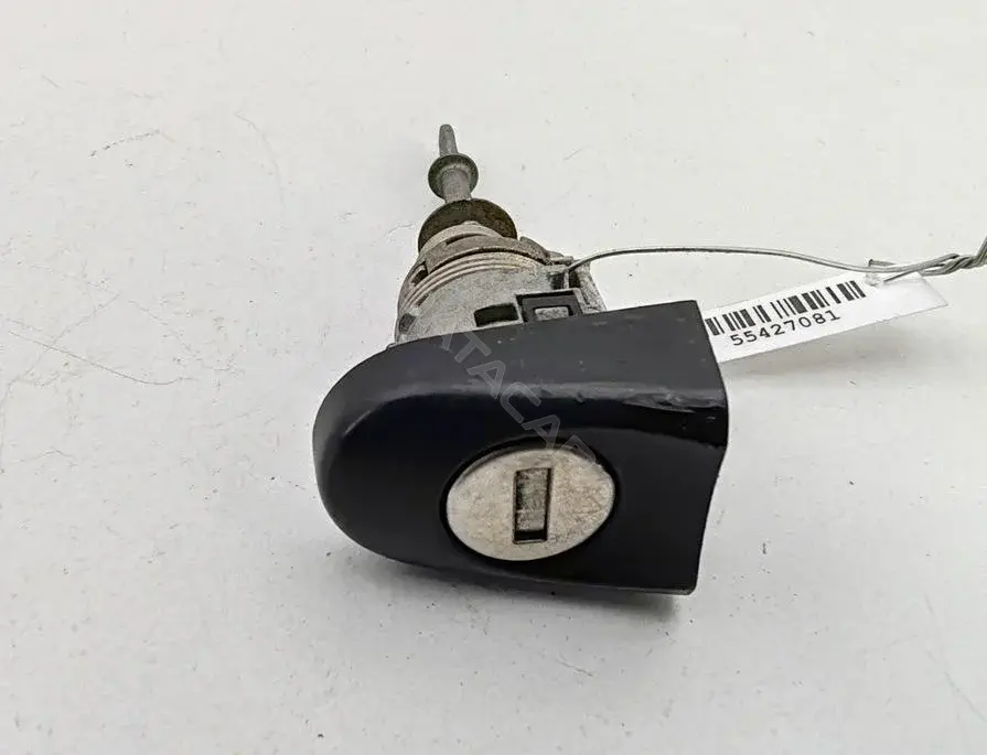 Личинка замка двери 1T0837167B