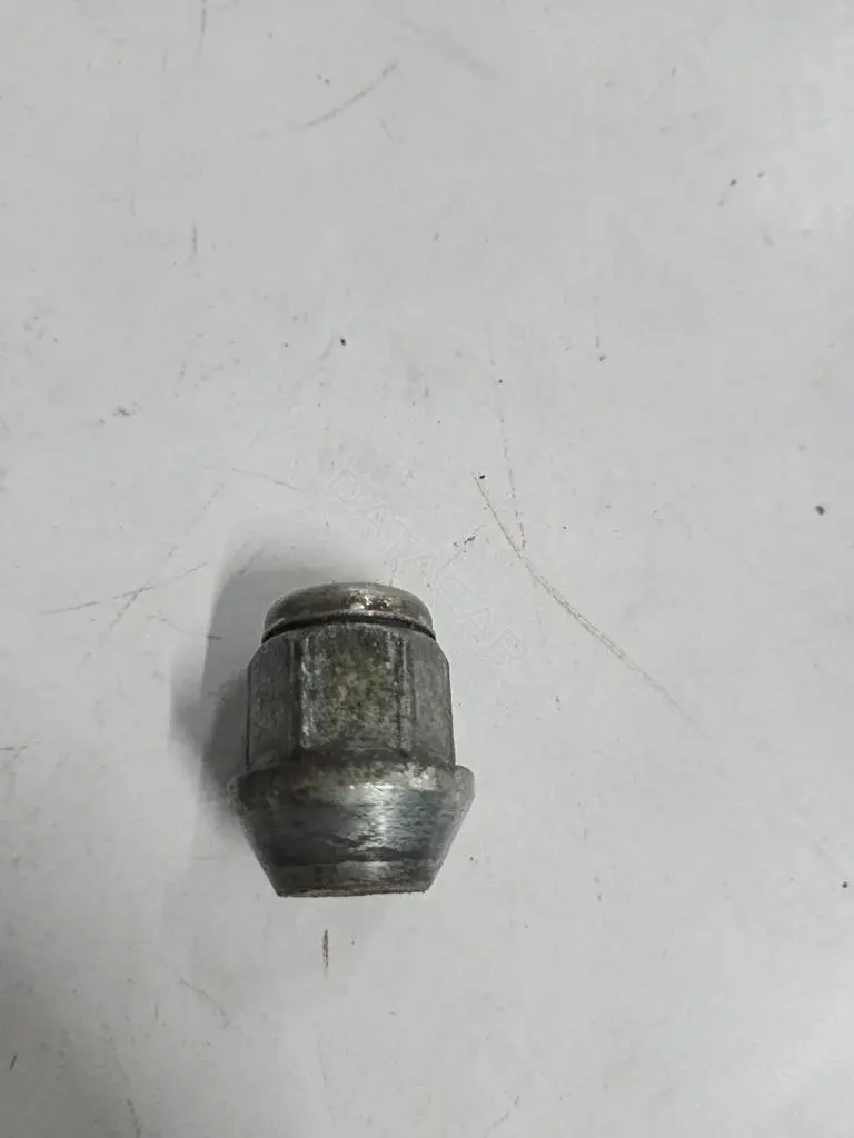 Болт колесный 52755188