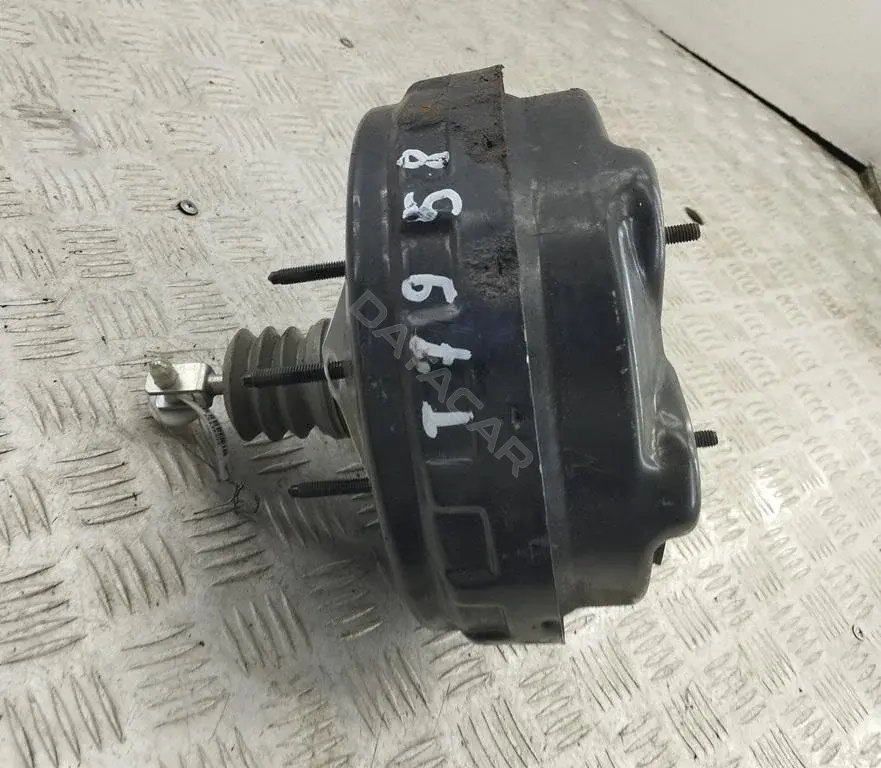 Вакуумный усилитель тормозов 7G912B195AC
