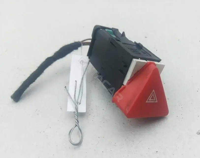 Кнопка аварийки 1T0953509