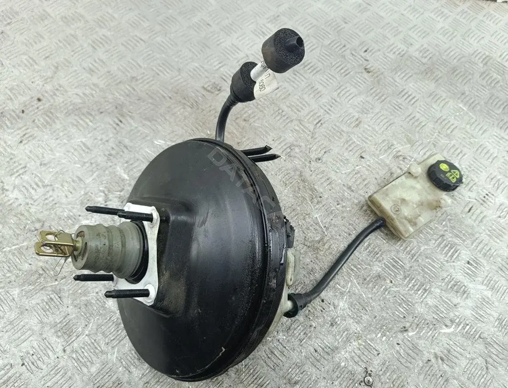 Вакуумный усилитель тормозов 3M5118195A