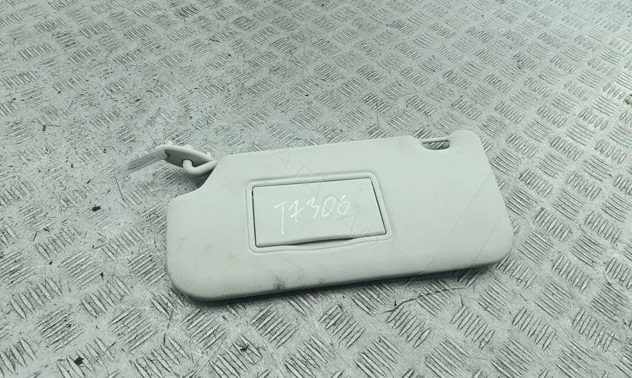 Козырек солнцезащитный BM51-A04100-AC3AM