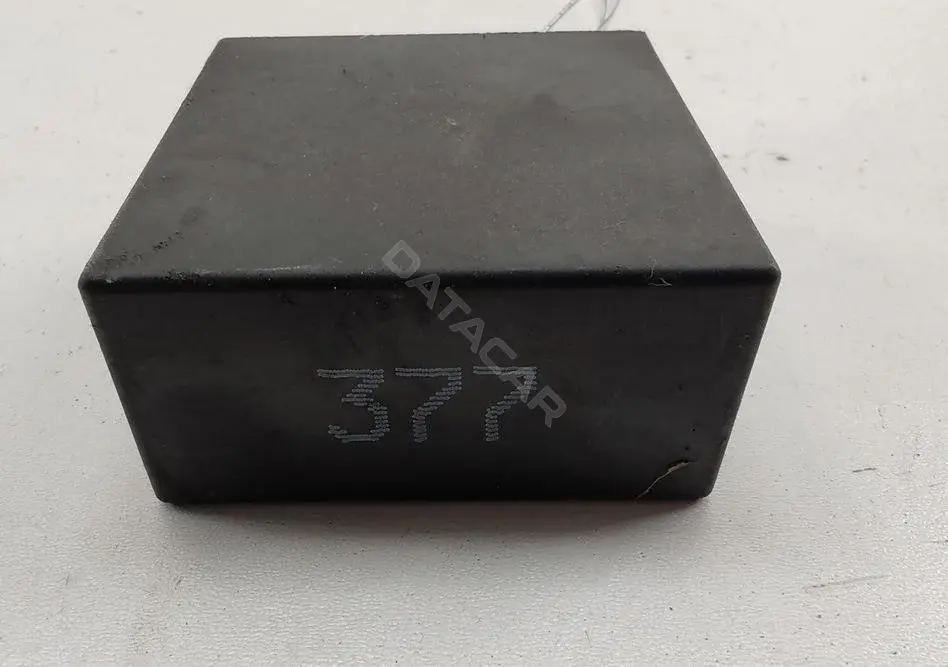 Реле стеклоочистителя 4B0955531A