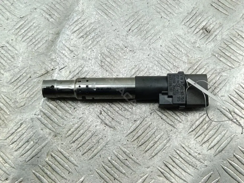 Катушка зажигания 022905715D