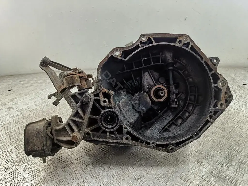 Механическая коробка передач (МКПП) F15W355
